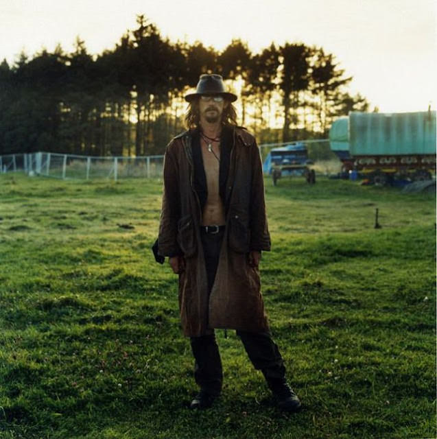 A Glimpse into the Lives of Modern Gypsies in 1986 through Vintage Photos