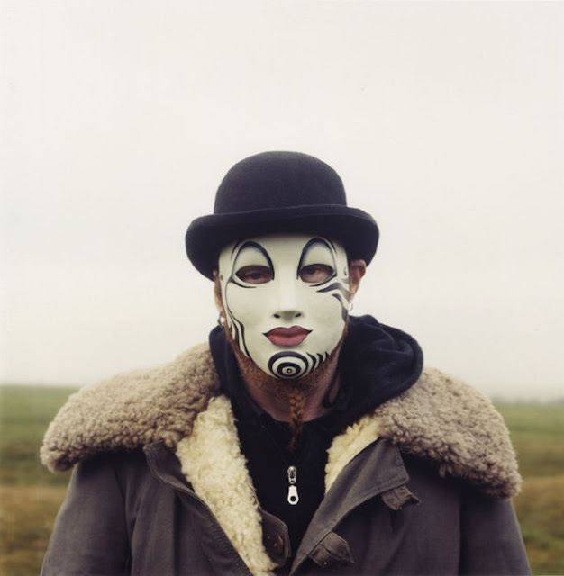 A Glimpse into the Lives of Modern Gypsies in 1986 through Vintage Photos