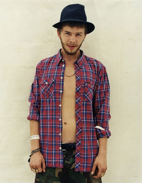 A Glimpse into the Lives of Modern Gypsies in 1986 through Vintage Photos