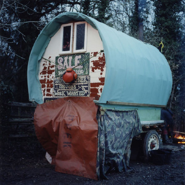 A Glimpse into the Lives of Modern Gypsies in 1986 through Vintage Photos