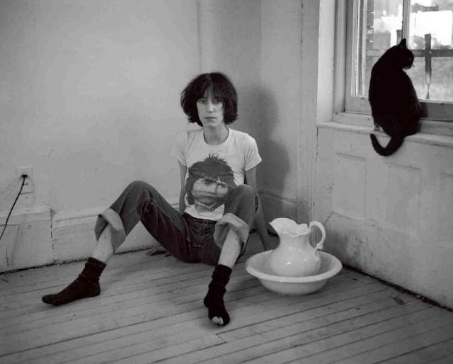 Patti Smith Through the Lens of Frank Stefanko: A 1970s Photographic Journey
