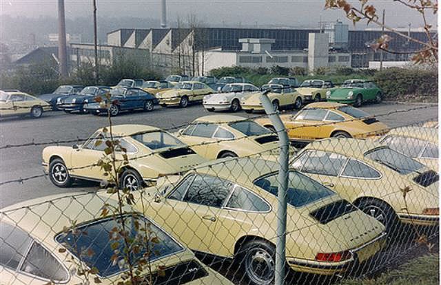 A Photographic Tour of the Porsche Factory in the Early 1970s