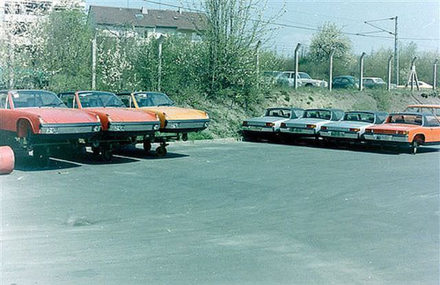A Photographic Tour of the Porsche Factory in the Early 1970s