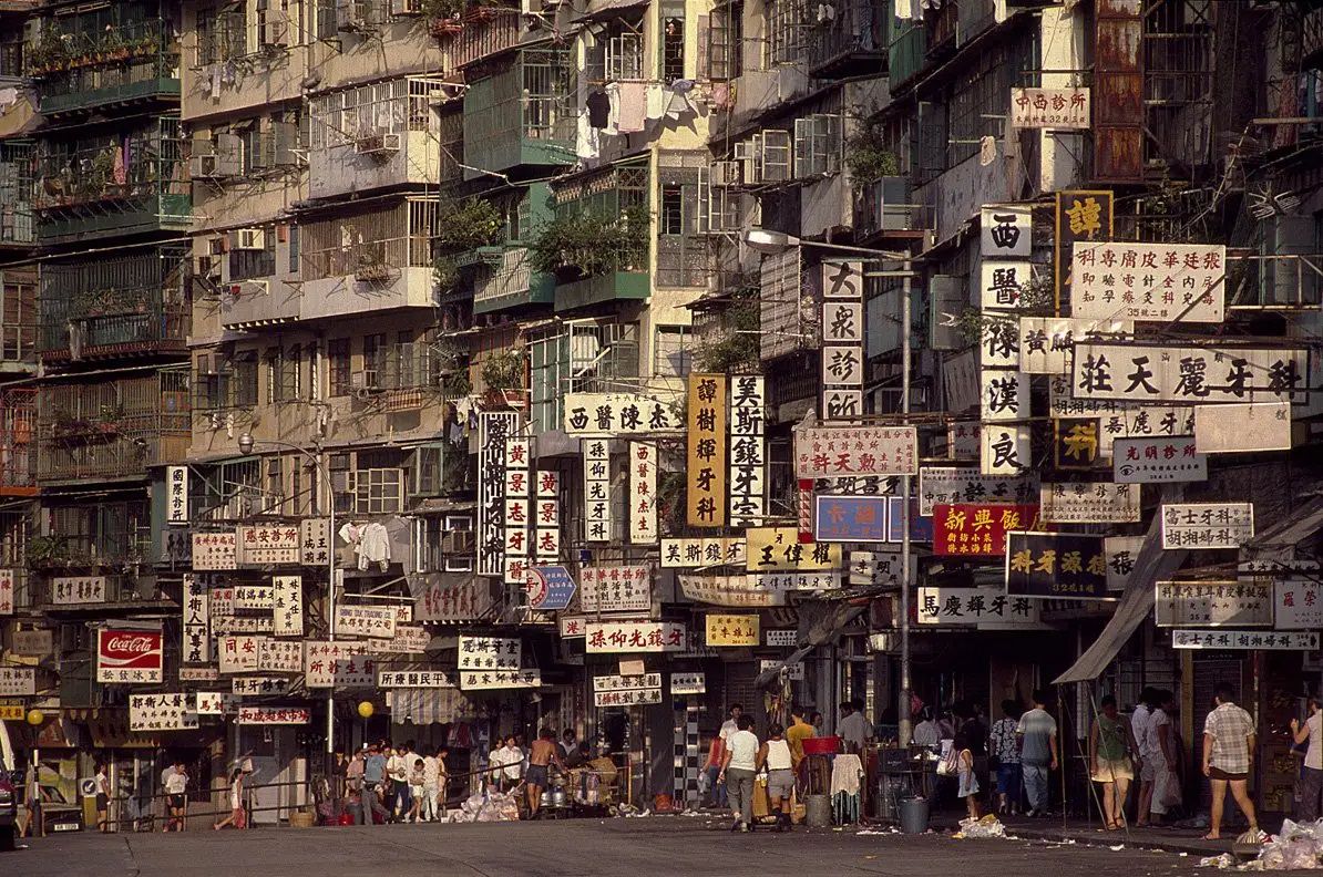 The Kowloon Walled City: A Historical and Visual Exploration of an Urban Anomaly