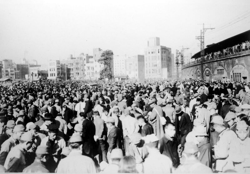 Crowd in Tokyo, 1940s.