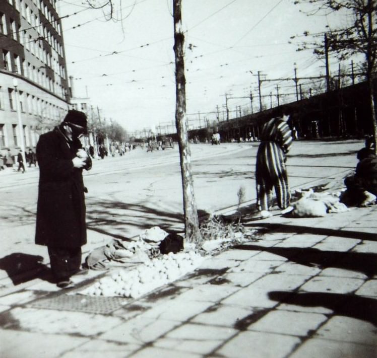 Ginza market, 1940s.