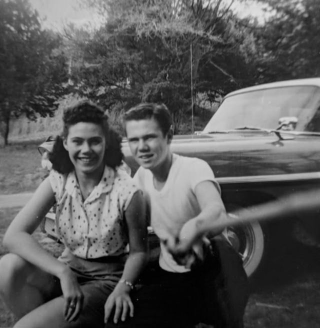 Vintage Portraits of People Taken with a Selfie Stick Before It Was Invented