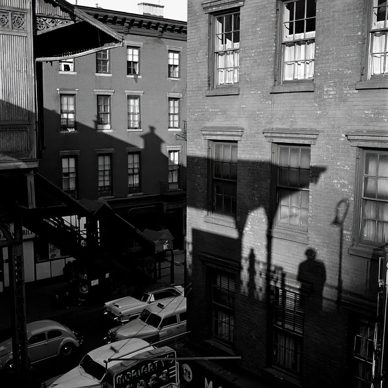 Stunning and Creative Self-Portraits by Vivian Maier that Redefine the Selfie