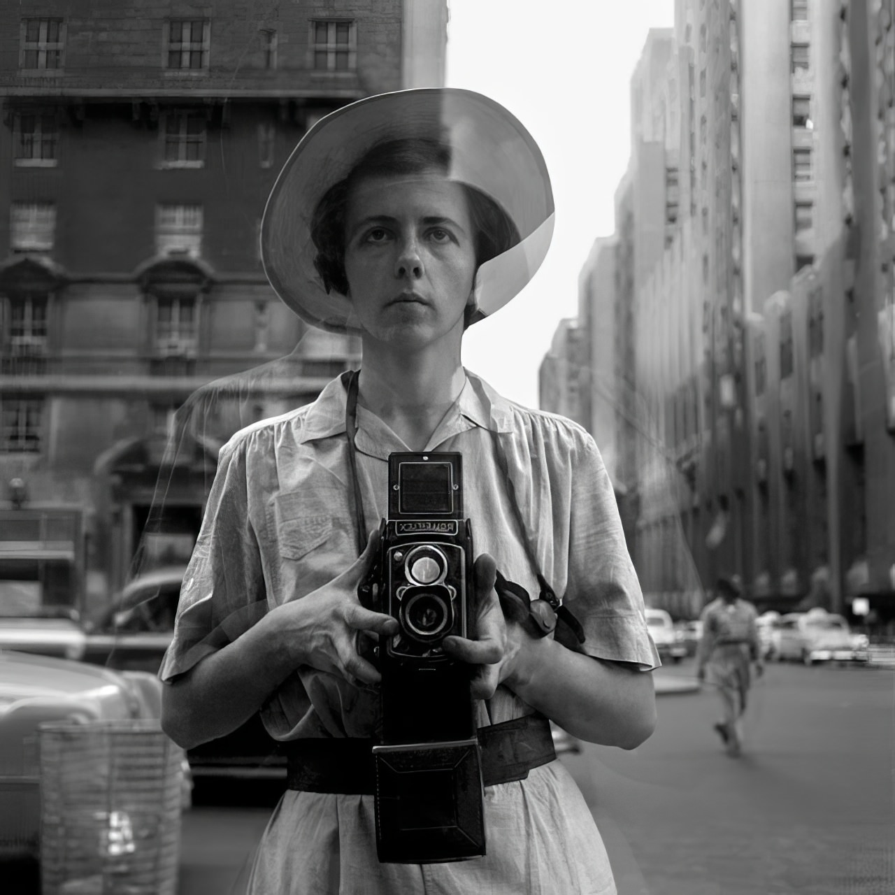 Stunning and Creative Self-Portraits by Vivian Maier that Redefine the Selfie