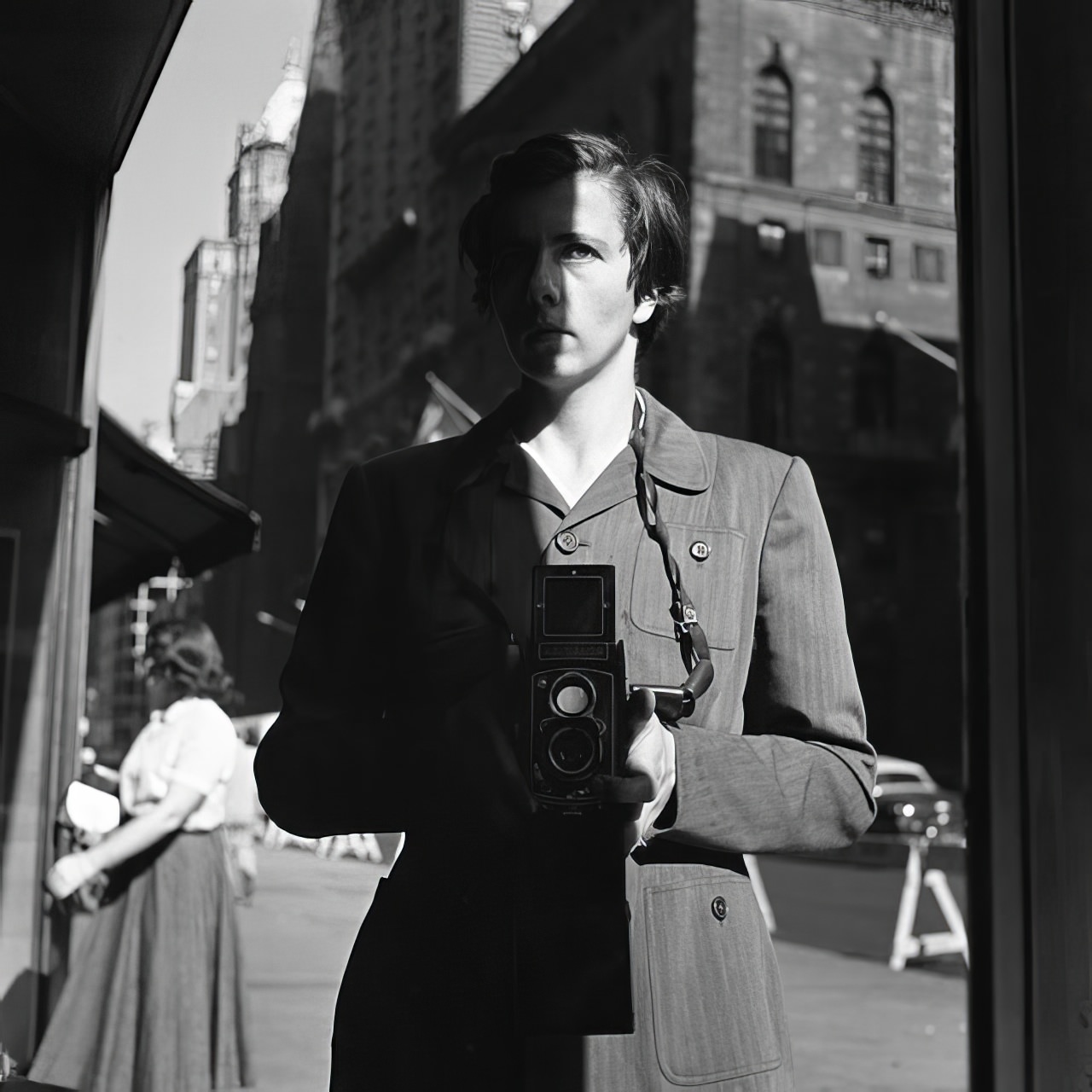 Stunning and Creative Self-Portraits by Vivian Maier that Redefine the Selfie