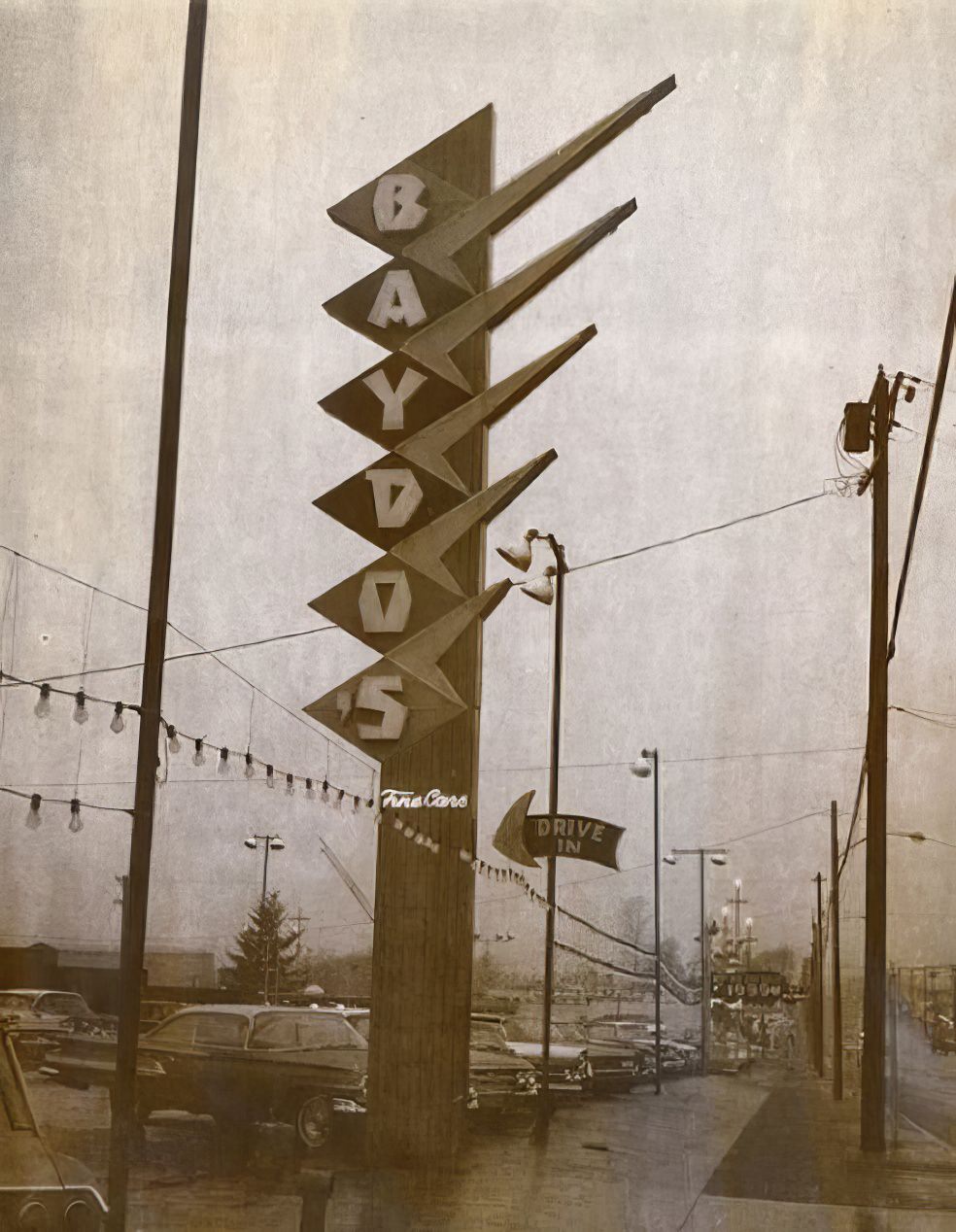 A Photographic Journey Through 1960s Washington Signs