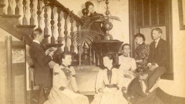 People at home late 19th century