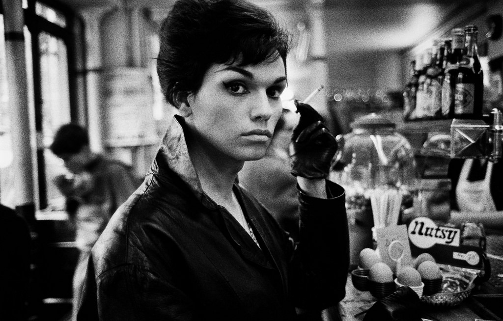 A Photographic Glimpse into the Lives of Transsexual Prostitutes in Mid-Century Paris