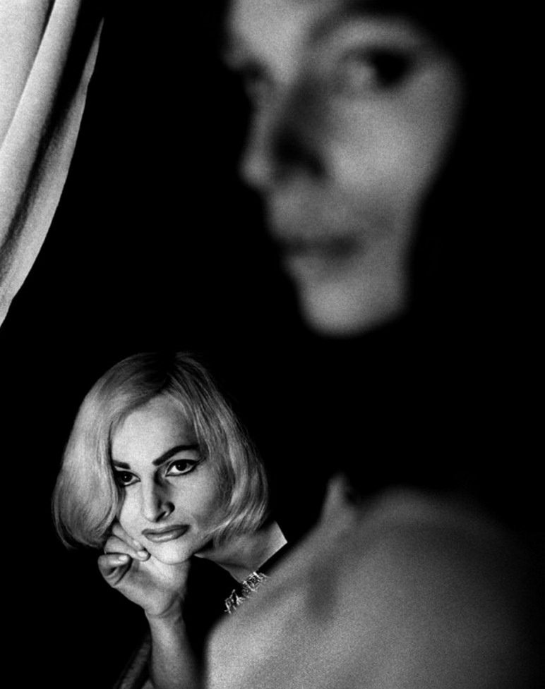 A Photographic Glimpse into the Lives of Transsexual Prostitutes in Mid-Century Paris
