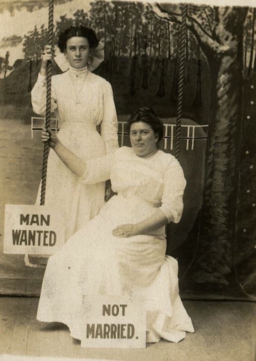 Wait, What?! Hilariously Bizarre Vintage Photos That Can't Be Explained