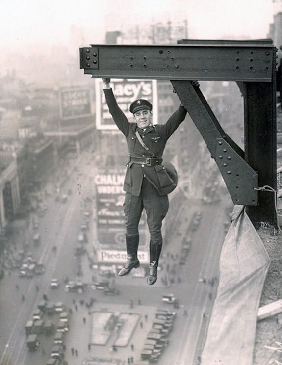 Wait, What?! Hilariously Bizarre Vintage Photos That Can't Be Explained