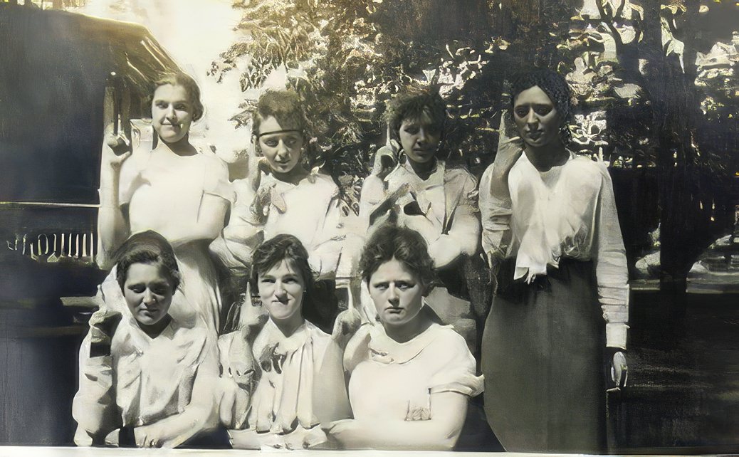 Tickling the Funny Bone of History: A Look at Humorous Vintage Photographs