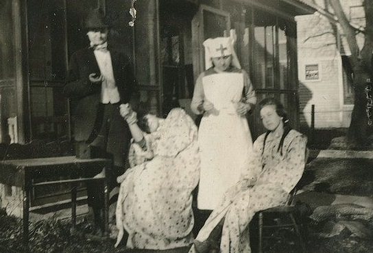 Tickling the Funny Bone of History: A Look at Humorous Vintage Photographs