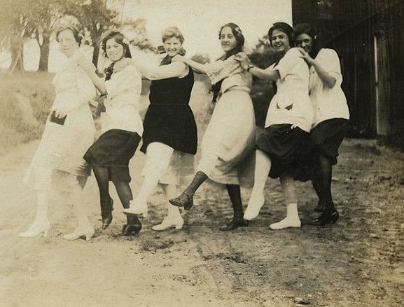 Tickling the Funny Bone of History: A Look at Humorous Vintage Photographs