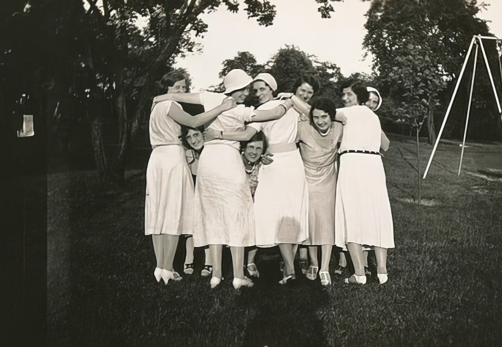 Tickling the Funny Bone of History: A Look at Humorous Vintage Photographs