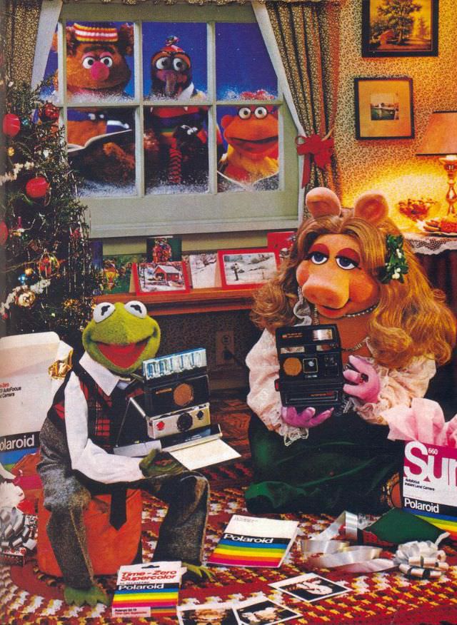 A Picture-Perfect Christmas: Vintage Camera Ads That Will Make You Smile