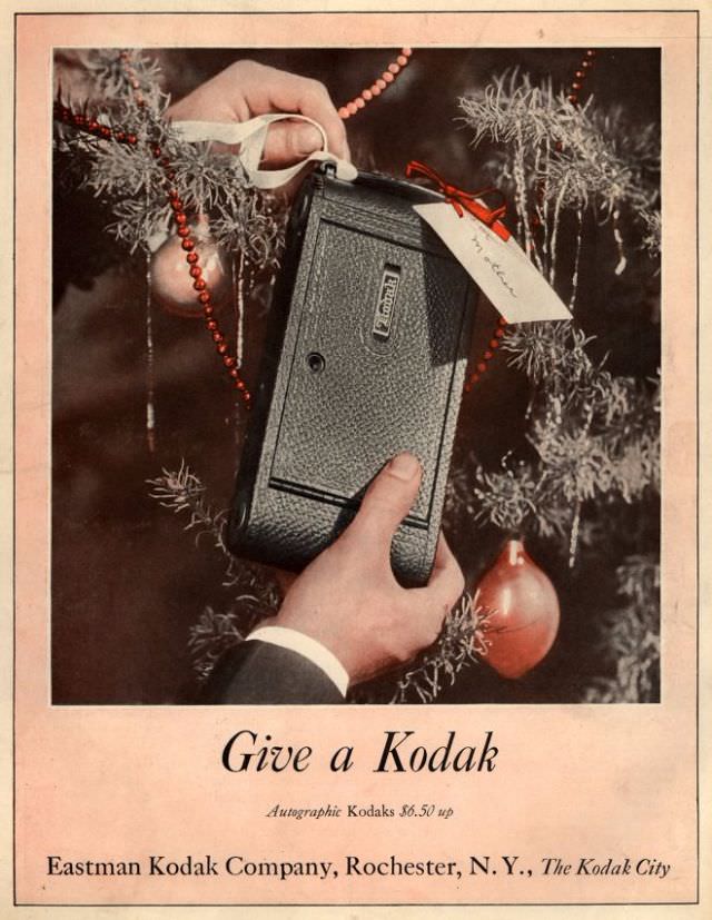 A Picture-Perfect Christmas: Vintage Camera Ads That Will Make You Smile