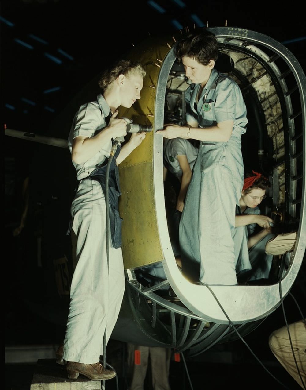 A Rare Look: Stunning Color Photos of American Women Workers in World War II
