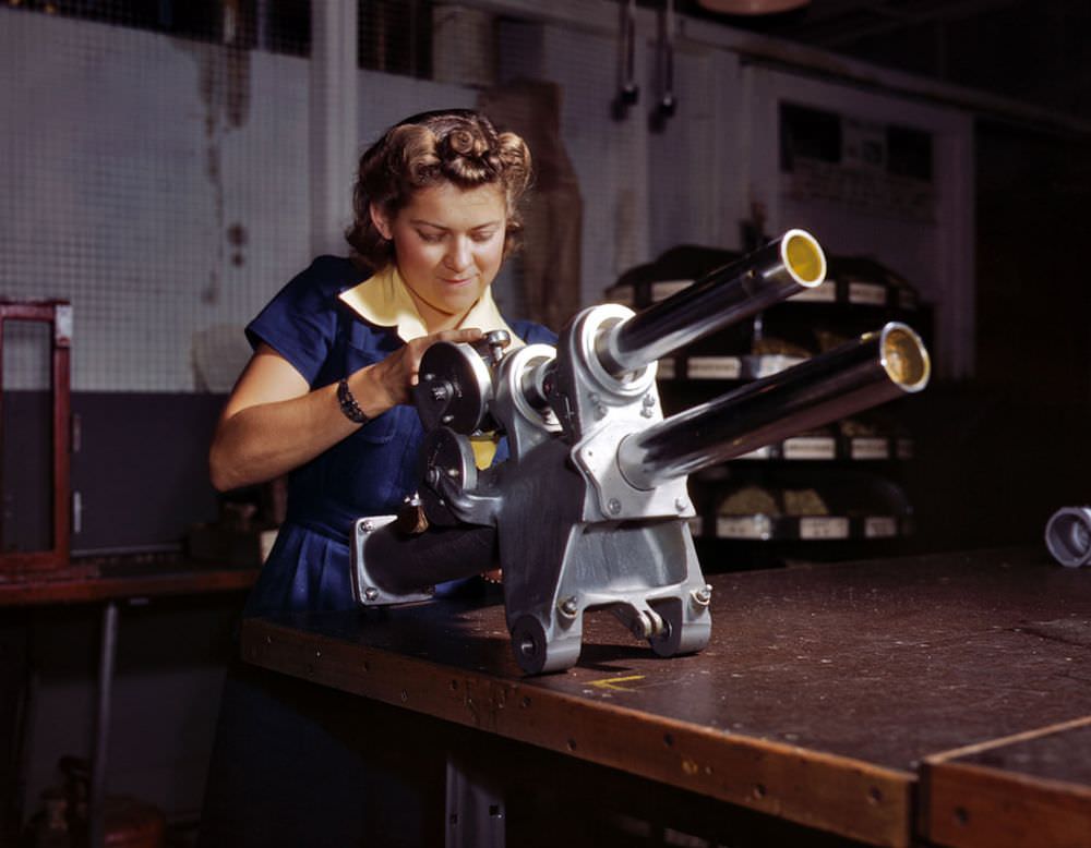 A Rare Look: Stunning Color Photos of American Women Workers in World War II