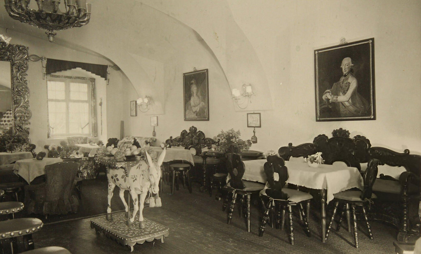 Castello bar interior, Mondsee, Austria, 1930s.