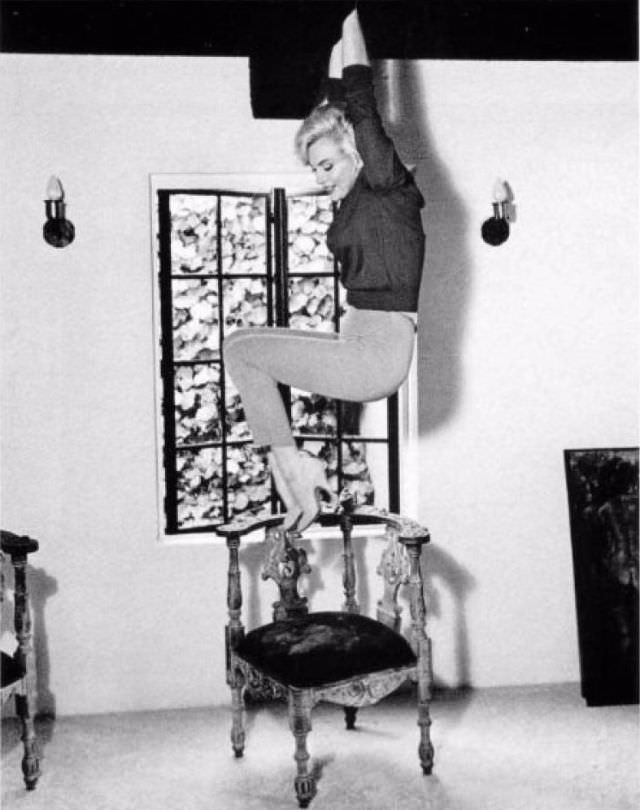 Marilyn Monroe's Last Photos: Allan Grant's 1962 Session at Her Home