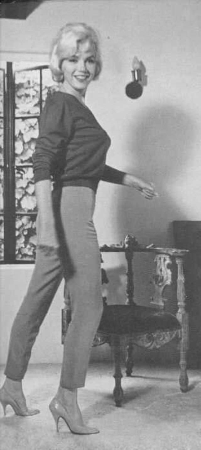 Marilyn Monroe's Last Photos: Allan Grant's 1962 Session at Her Home