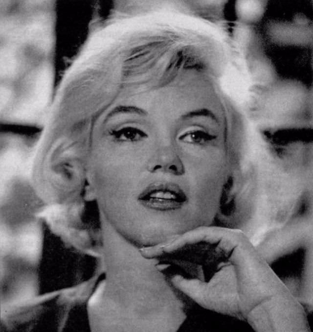 Marilyn Monroe's Last Photos: Allan Grant's 1962 Session at Her Home