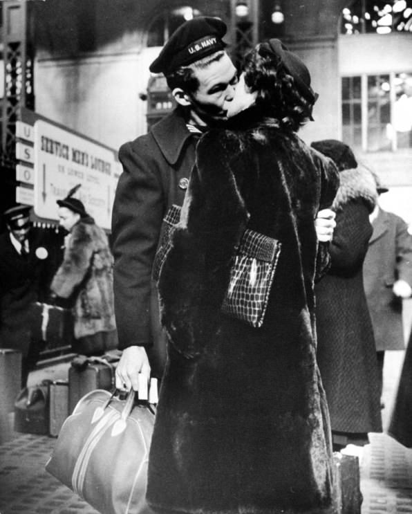Love and War: Emotional Farewells at NYC’s Penn Station During WWII