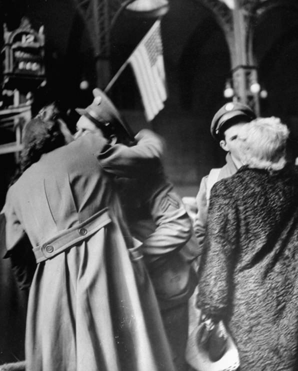 Love and War: Emotional Farewells at NYC’s Penn Station During WWII