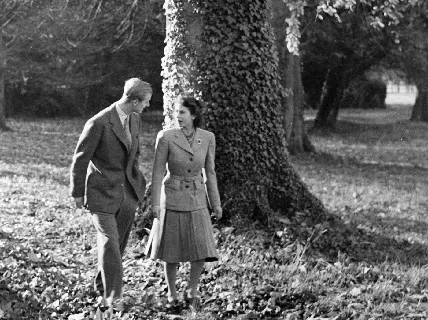 Royal Wedding. H.R.H Princess Elizabeth and Duke of Edinburgh Royal Couple, 1947.