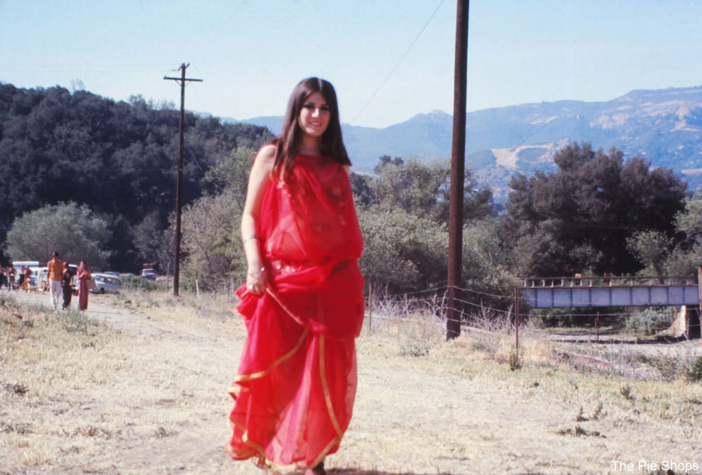 Stunning Vintage Photos from the Renaissance Pleasure Faire in the 1970s
