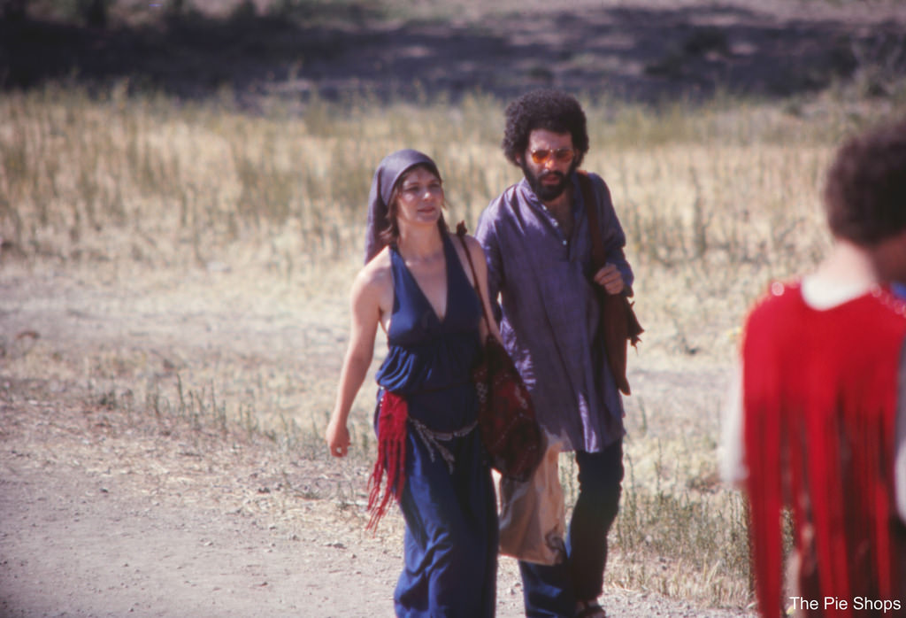 Stunning Vintage Photos from the Renaissance Pleasure Faire in the 1970s
