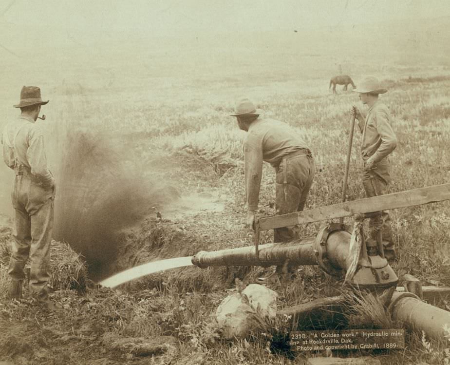 "A Golden work": Hydraulic mining at Rockerville, Dakota, 1889.