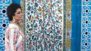 Elizabeth Taylor in Iran 1976