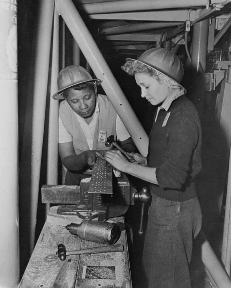 Facing Two Fronts: African American Women Working During World War II