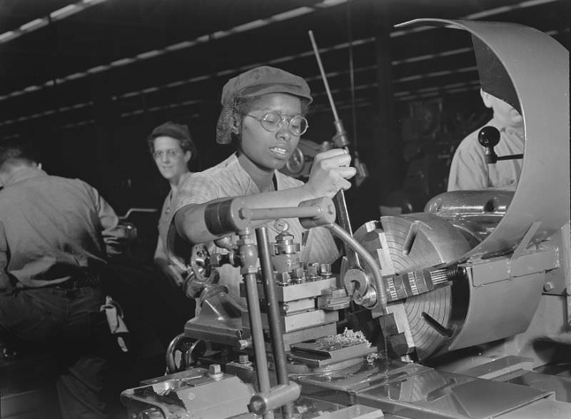 Facing Two Fronts: African American Women Working During World War II
