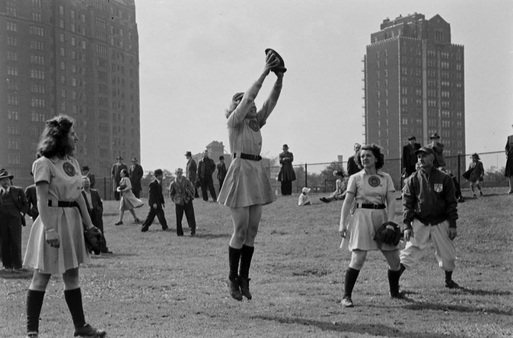 Beyond "A League of Their Own": The Story and Photos of the All-American Girls Professional Baseball League (1943-1954)