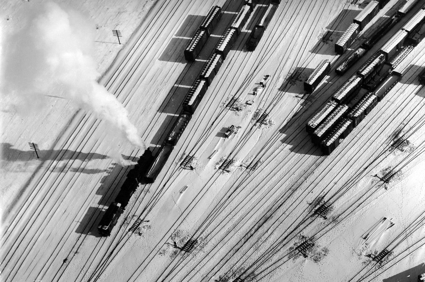 Trains after snowfall, Chicago