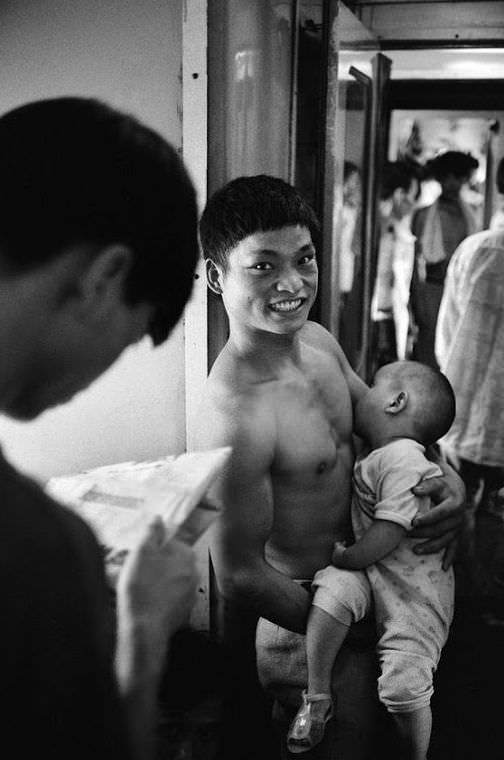 Riding the Rails in 1970s China: Wang Fuchun's Train Photos