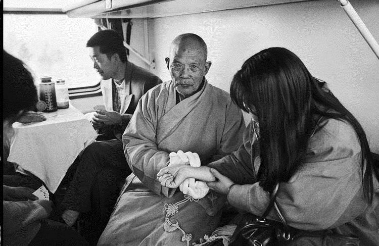 Riding the Rails in 1970s China: Wang Fuchun's Train Photos