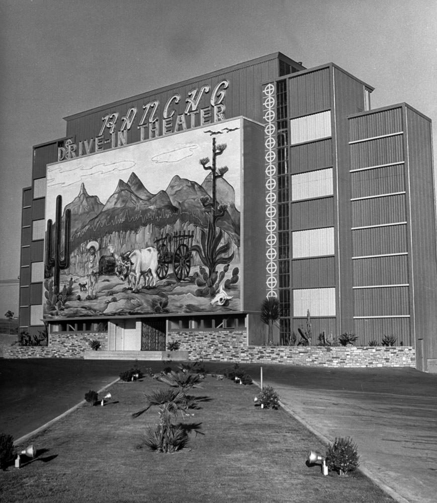 Rancho Drive-in Theater, San Francisco, 1948
