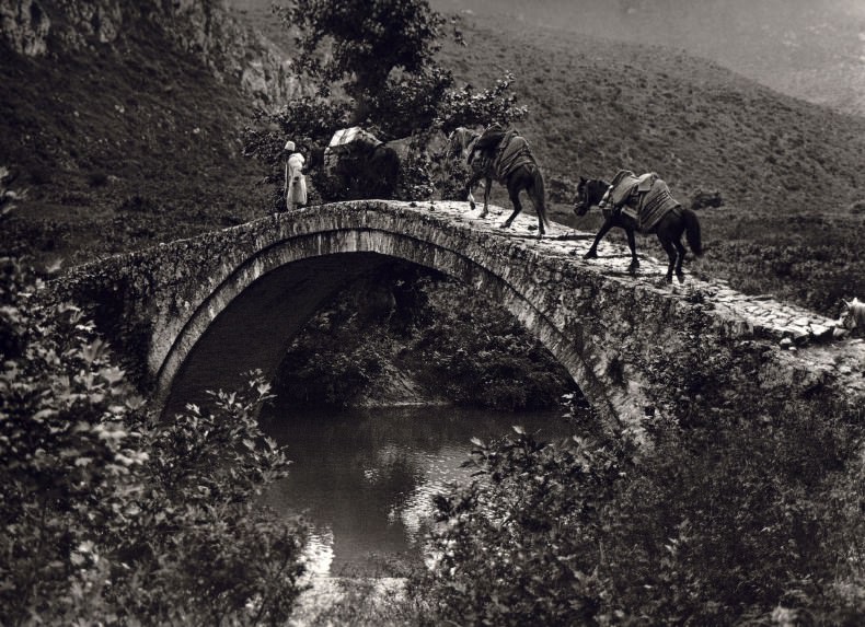 A Simple and Quiet Greece: Fred Boissonnas' Early 20th Century Photographs
