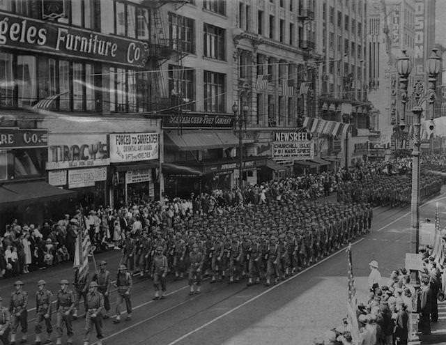 Patriotism was at an all-time high: The Fourth of July parade in Downtown Los Angeles along Broadway, 1942.