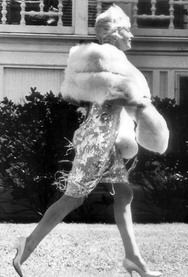 Marilyn Monroe's April 1959 Photoshoot for 'Some Like It Hot'