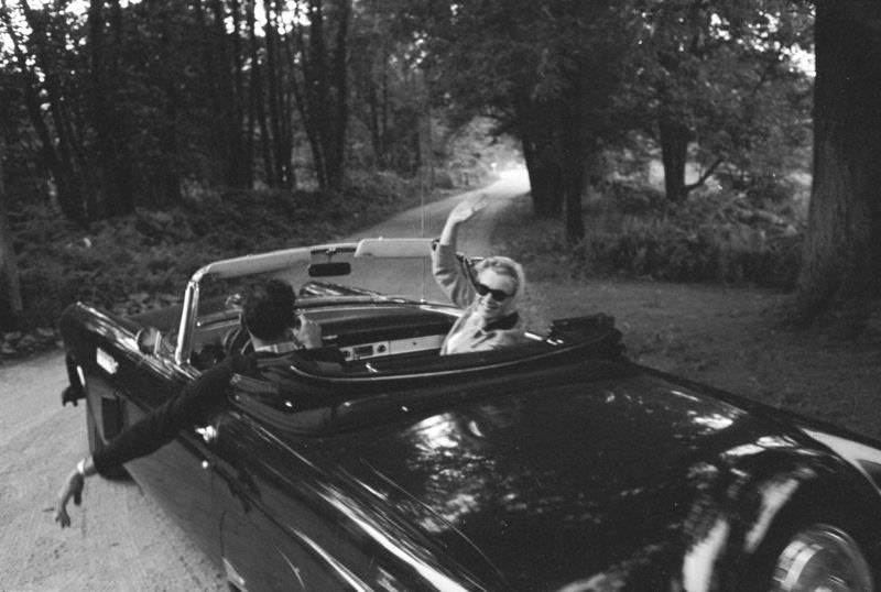 Marilyn in a Black Thunderbird